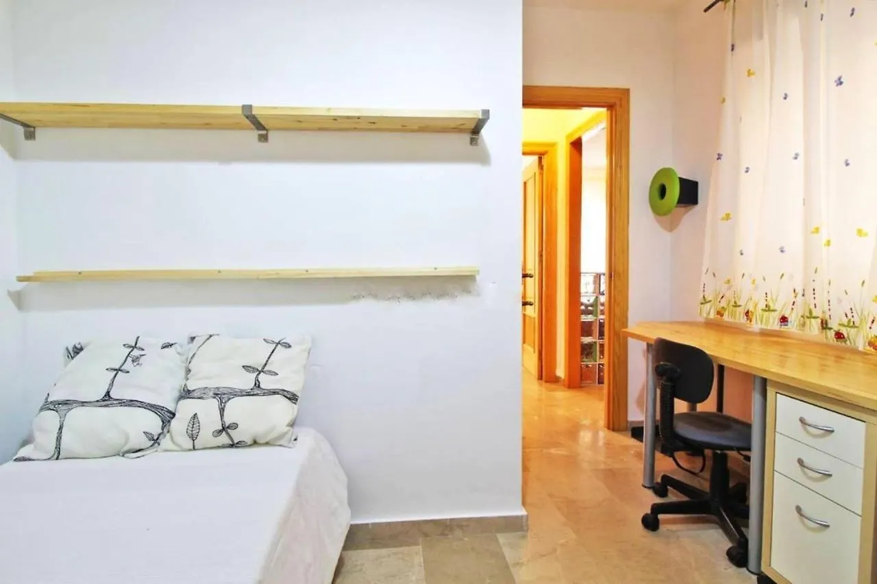 Comfortable Apartment In Malaga 85 M² Air Conditioning